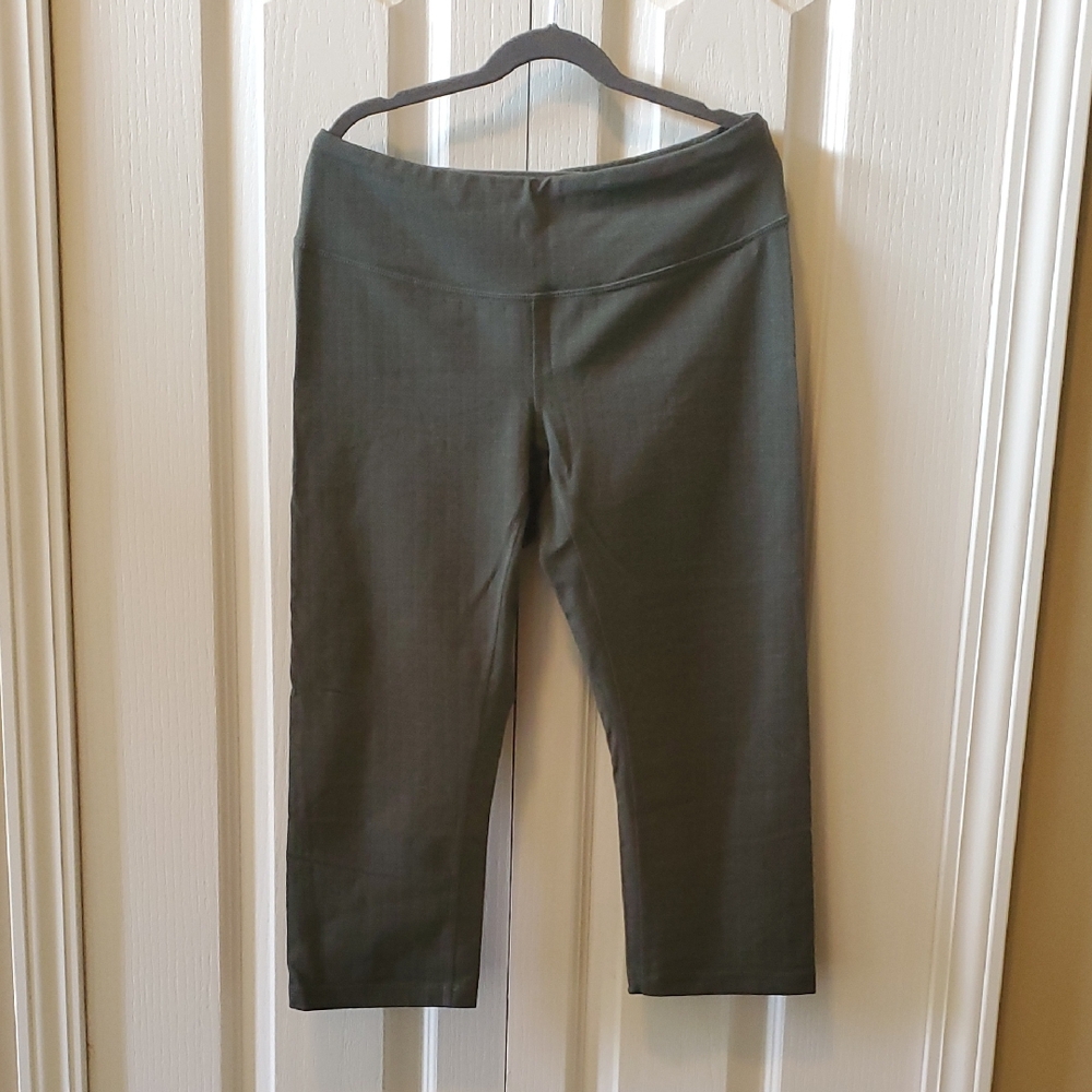 Lucy Olive Green Leggings